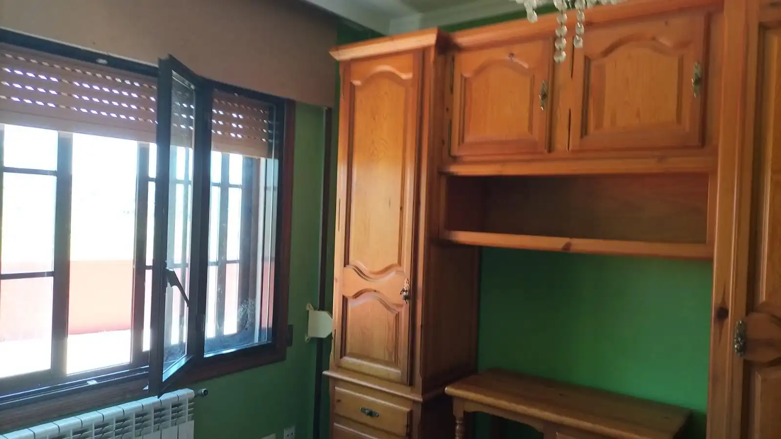 Dormitori de Casa o xalet en venda en Ribeira amb Calefacció, Jardí privat i Parquet