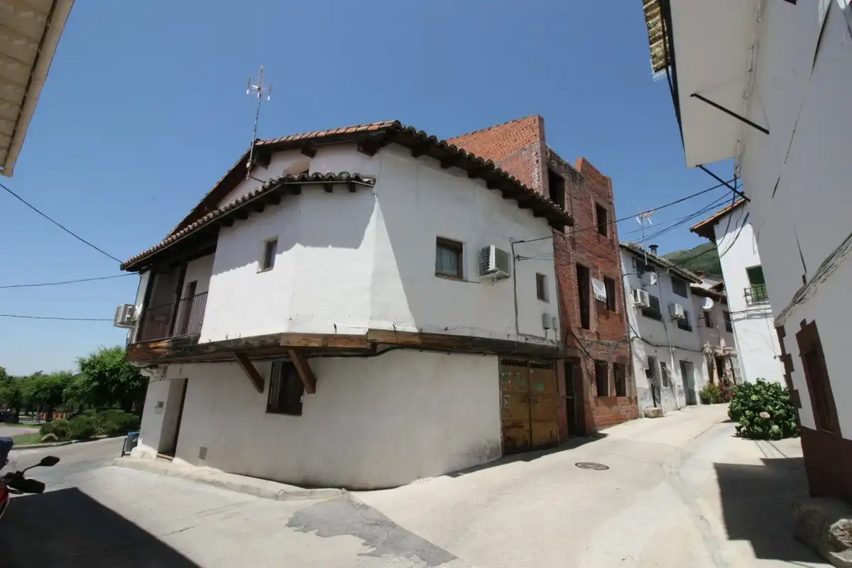 Vista exterior de Casa o xalet en venda en Poyales del Hoyo