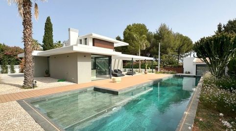 Chalet construido con las mejores calidades en Las Rotas.