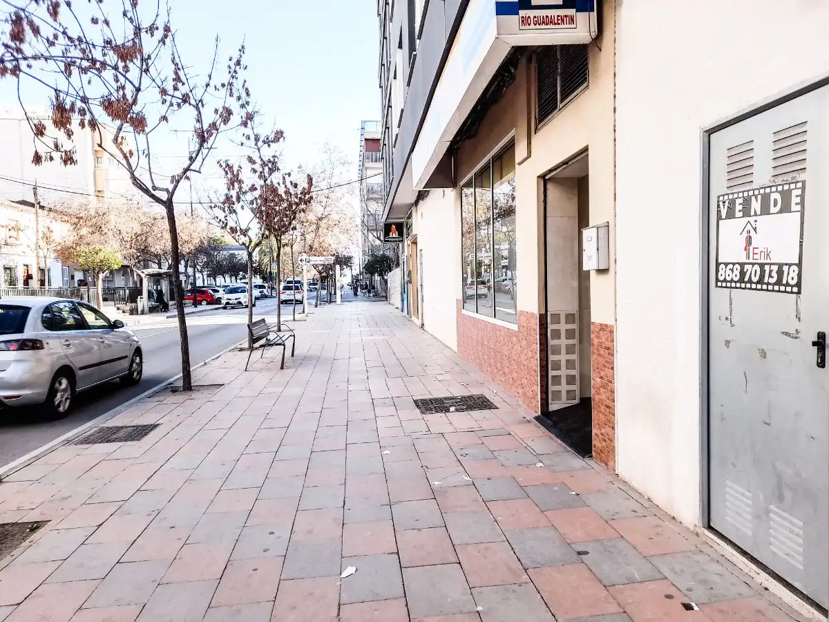 Local comercial en venta en Ortega Melgares, imagen 2
