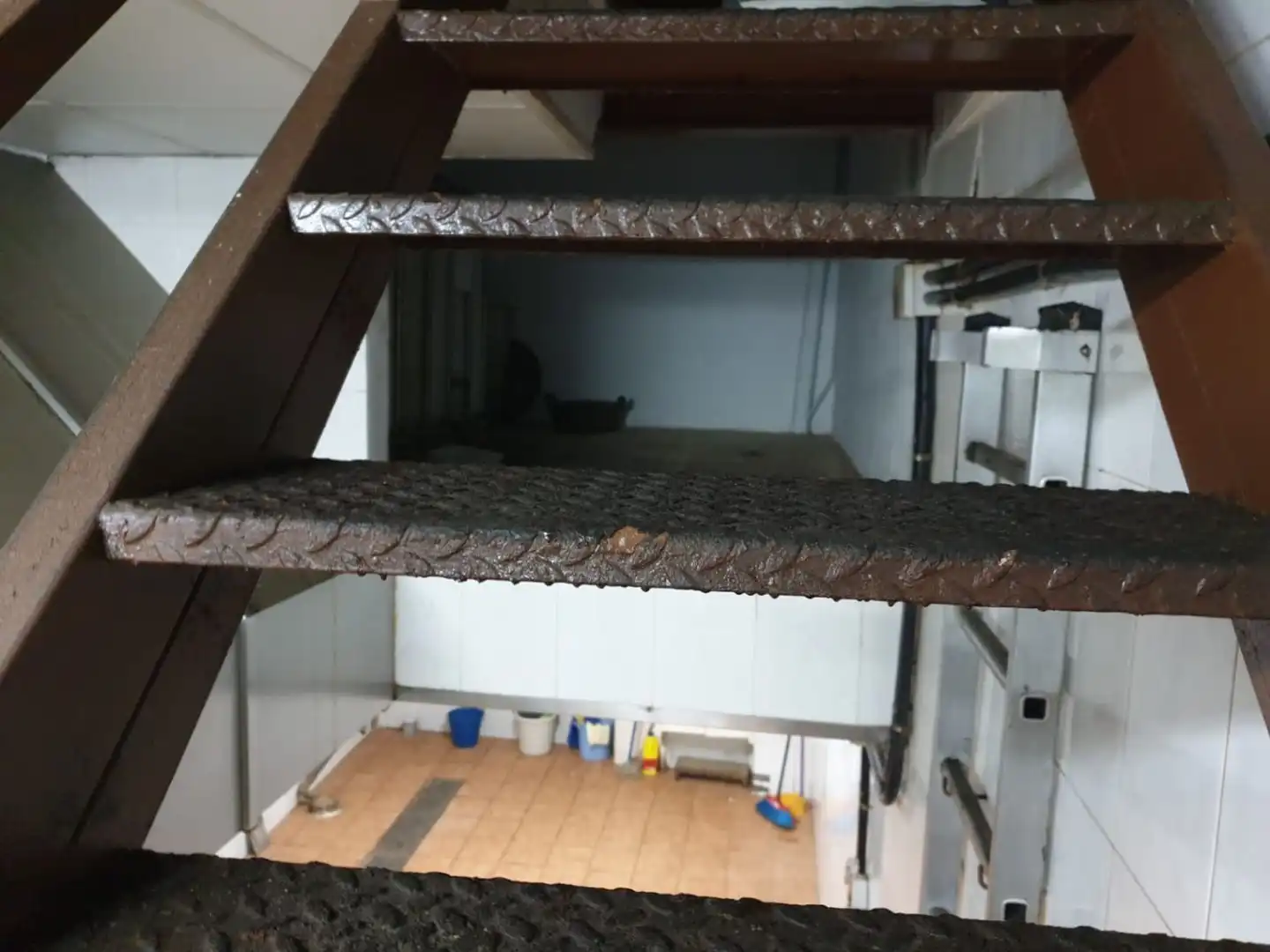 Nave industrial en venta en Valdepeñas
