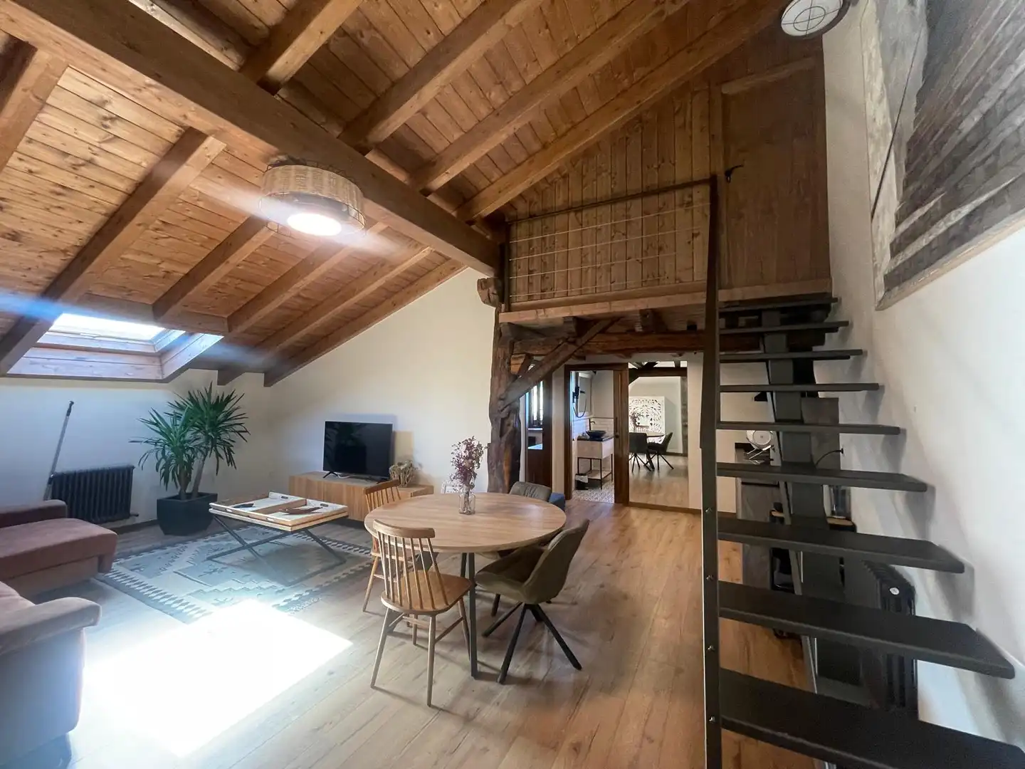 Sala de estar de Finca rústica en venta en Lekeitio con Aire acondicionado, Jardín privado y Parquet