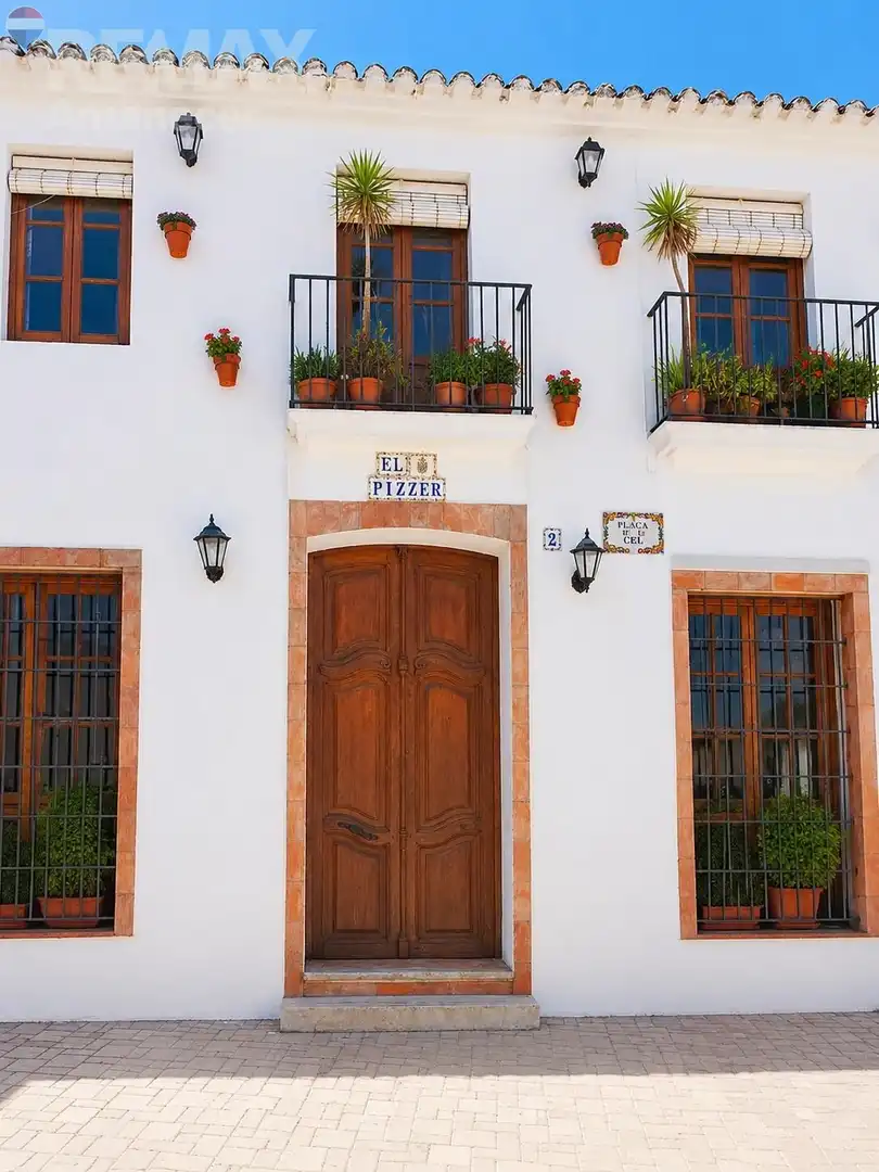 Vista exterior de Edificio en venta en Dénia