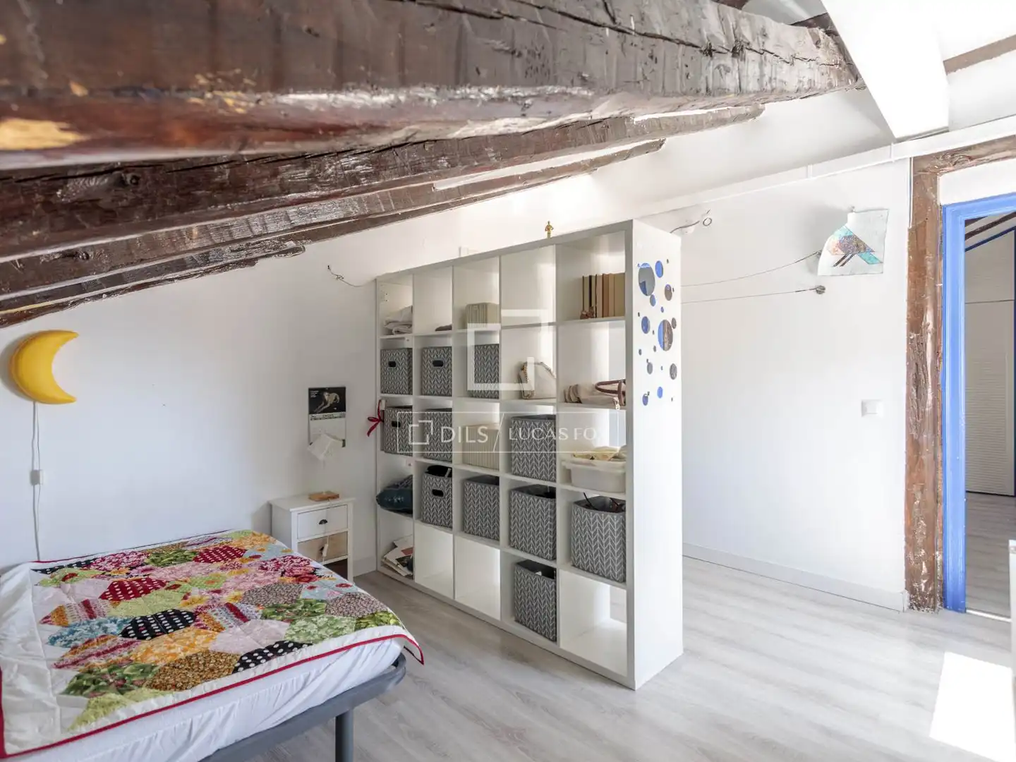 Schlafzimmer von Dachboden zur Miete in Villar y Velasco mit Klimaanlage und Möbliert