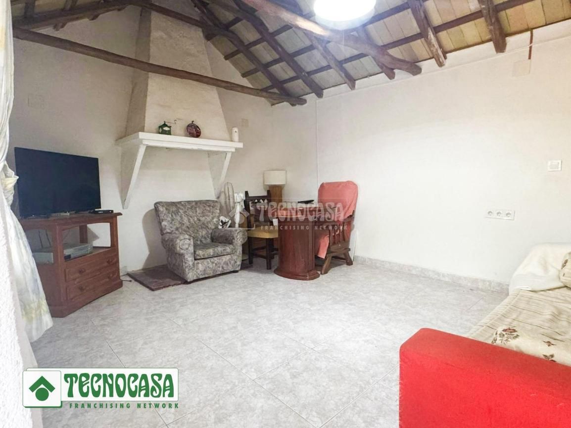 Casa adosada en venda en La Carlota