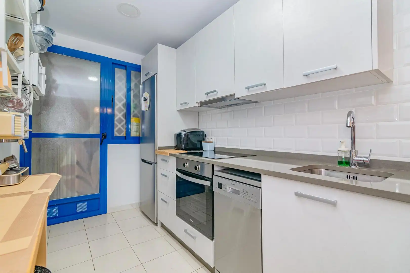 Küche von Wohnung zum Verkauf in Gualchos mit Terrasse