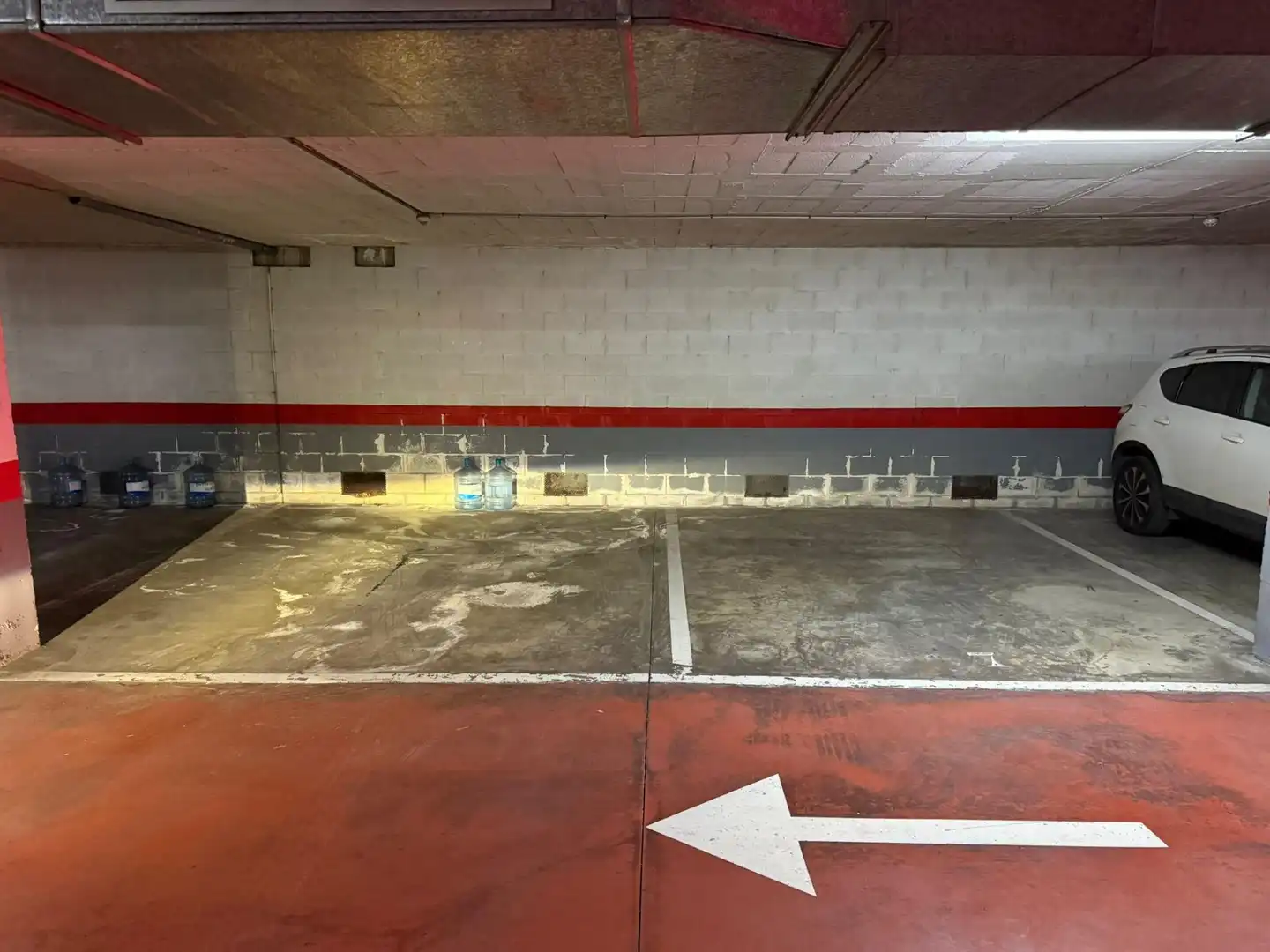 Parkplatz von Büro zur Miete in Málaga