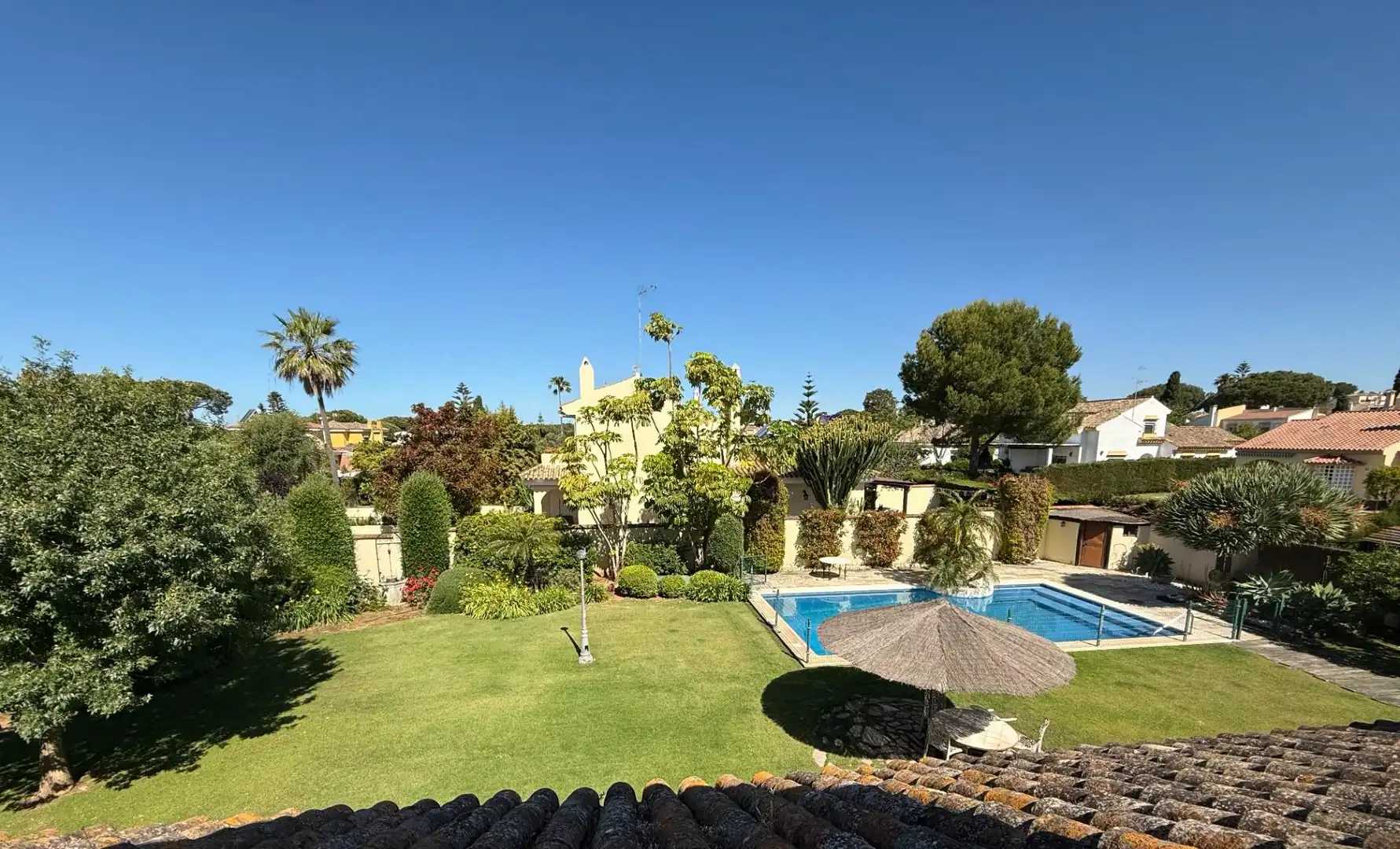 Jardí de Casa o xalet en venda en El Puerto de Santa María amb Aire condicionat, Jardí privat i Terrassa
