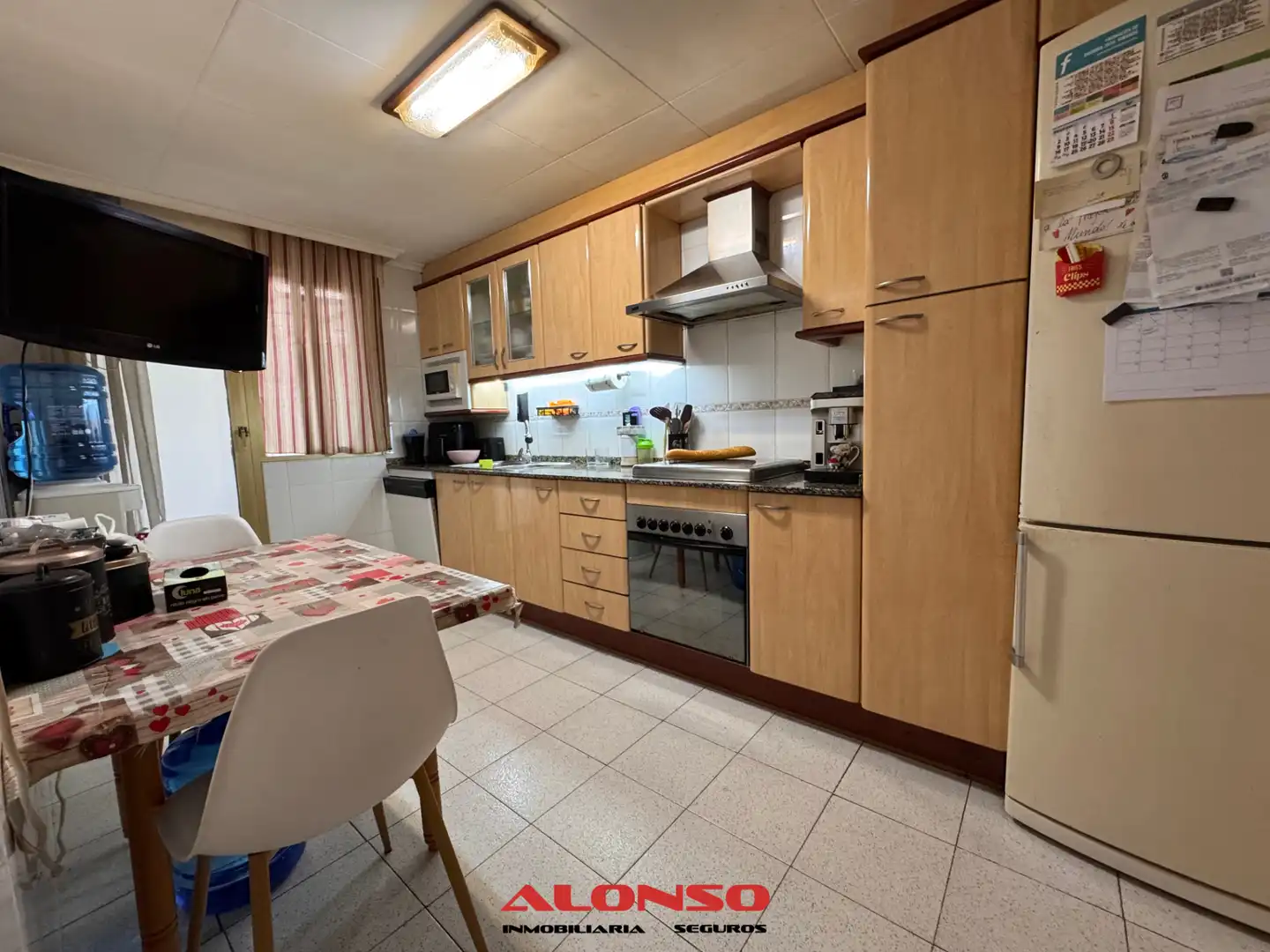 Cocina de Casa adosada en venta en Vinaròs con Aire acondicionado, Terraza y Trastero