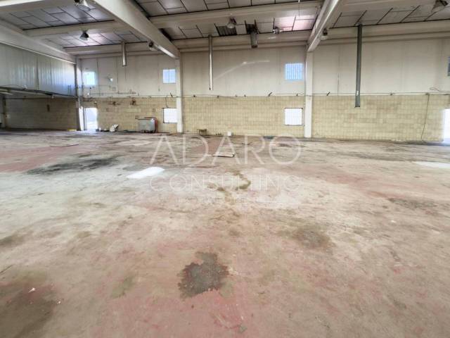 Nave industrial en Alquiler en Hormigueras en Ensanche de Vallecas - La Gavia