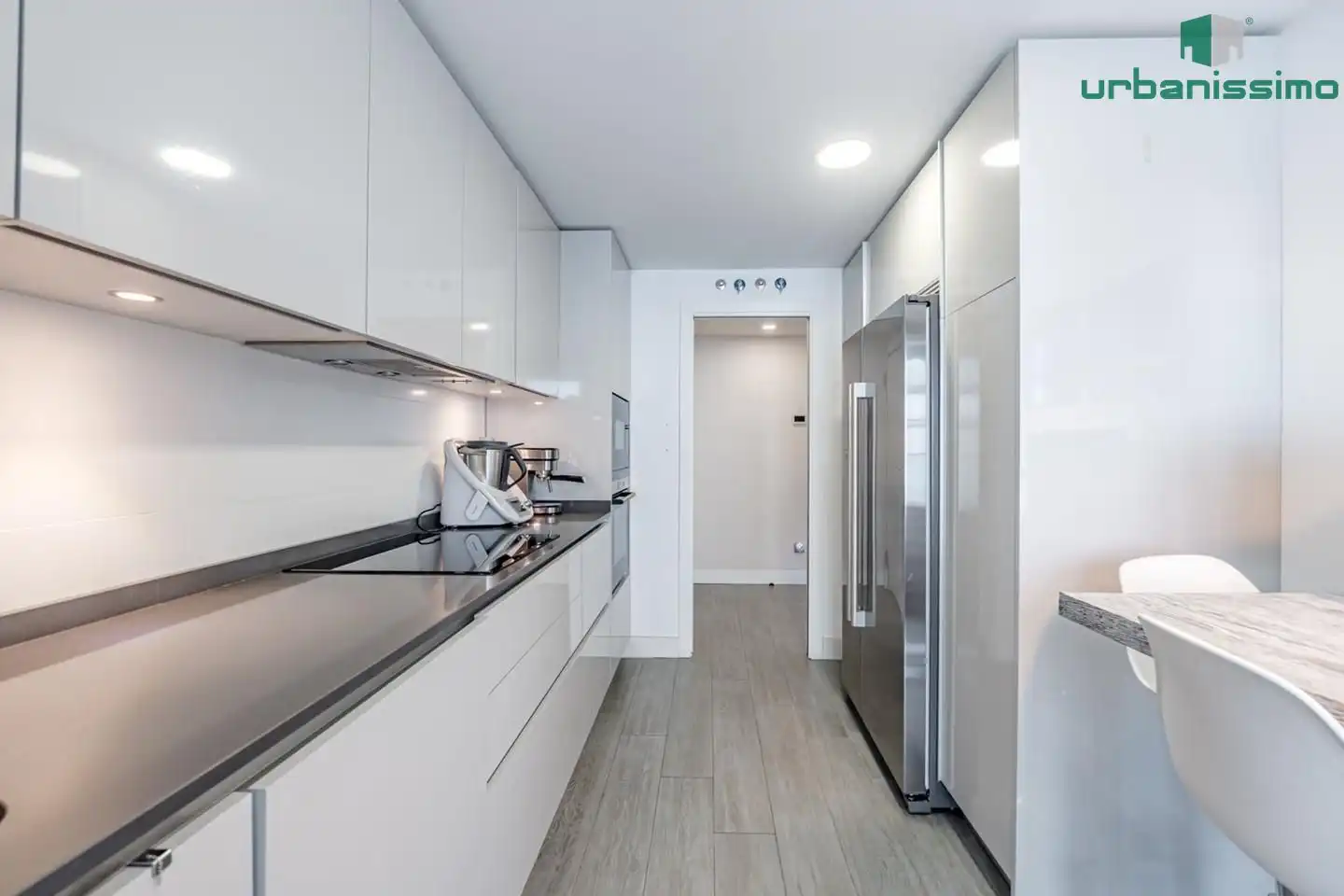 Kitchen of Flat for sale in Madrid  with Air Conditioner, Terrace and Storage room
