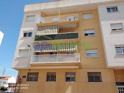 Vista exterior de Apartament en venda en Águilas amb Calefacció i Terrassa