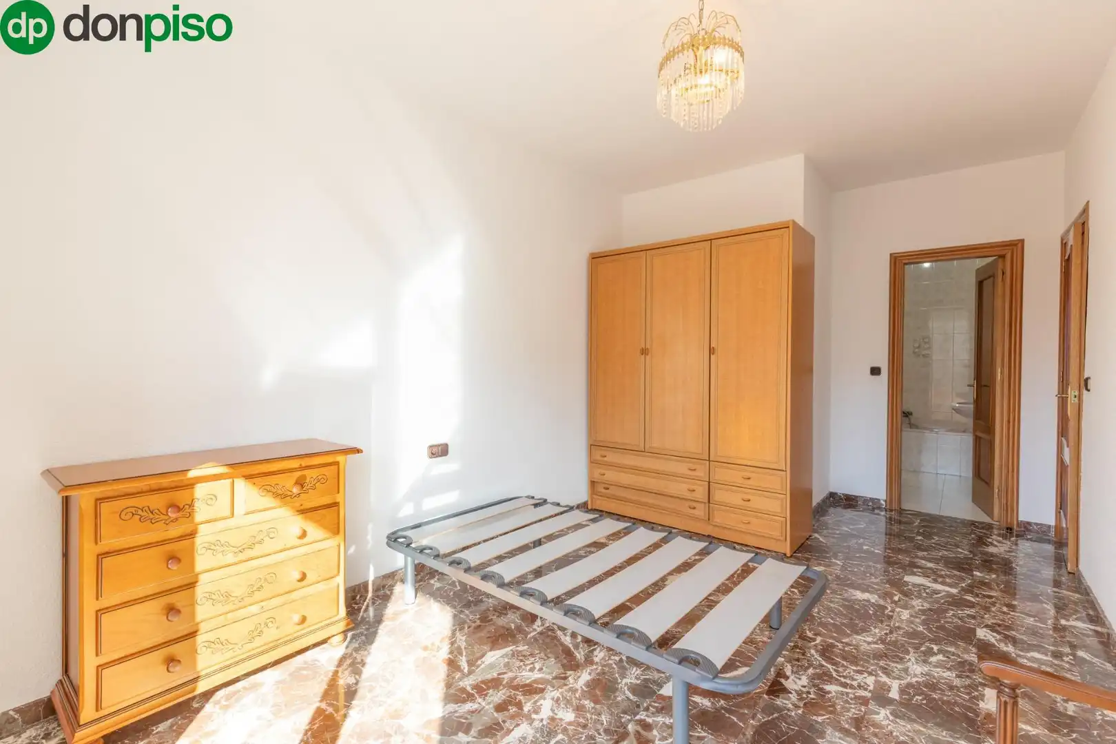 Habitación de Piso en venta en Güéjar Sierra con Terraza, Trastero y Balcón