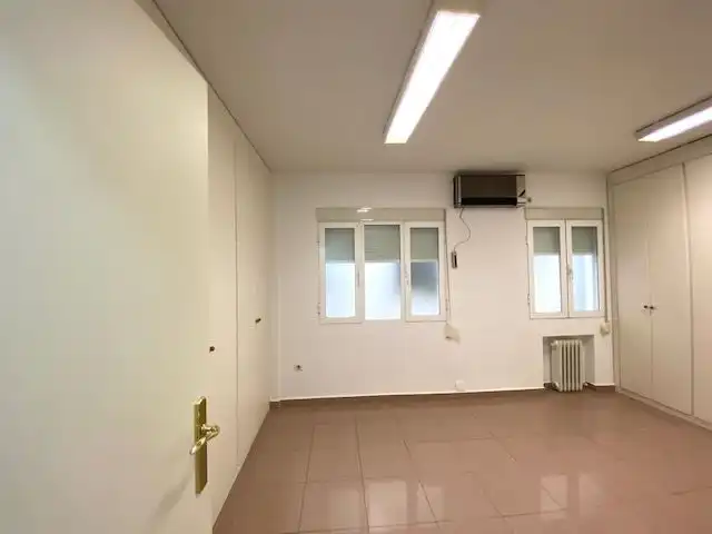 Office space with lift to rent in Centro - Plaza Mayor, imagen 13