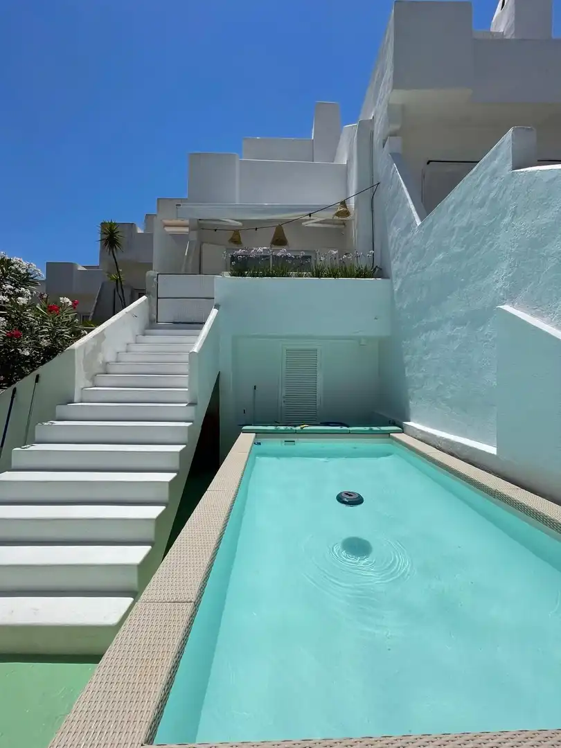 Piscina de Apartament en venda en Sant Joan de Labritja amb Aire condicionat, Calefacció i Terrassa
