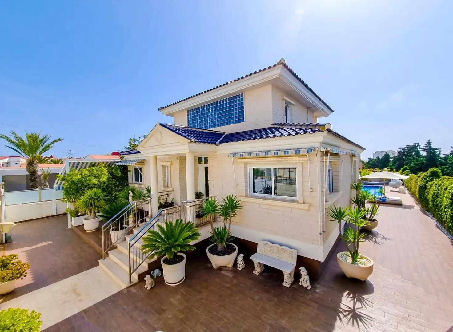 Villa avec terrasse à vendre à Calle C. Mimosas 14