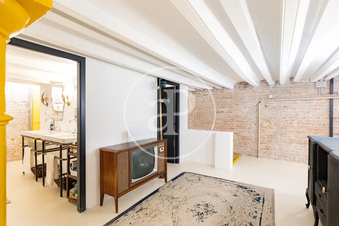 Lofts for sale in Barcelona  with Air Conditioner and Heating
