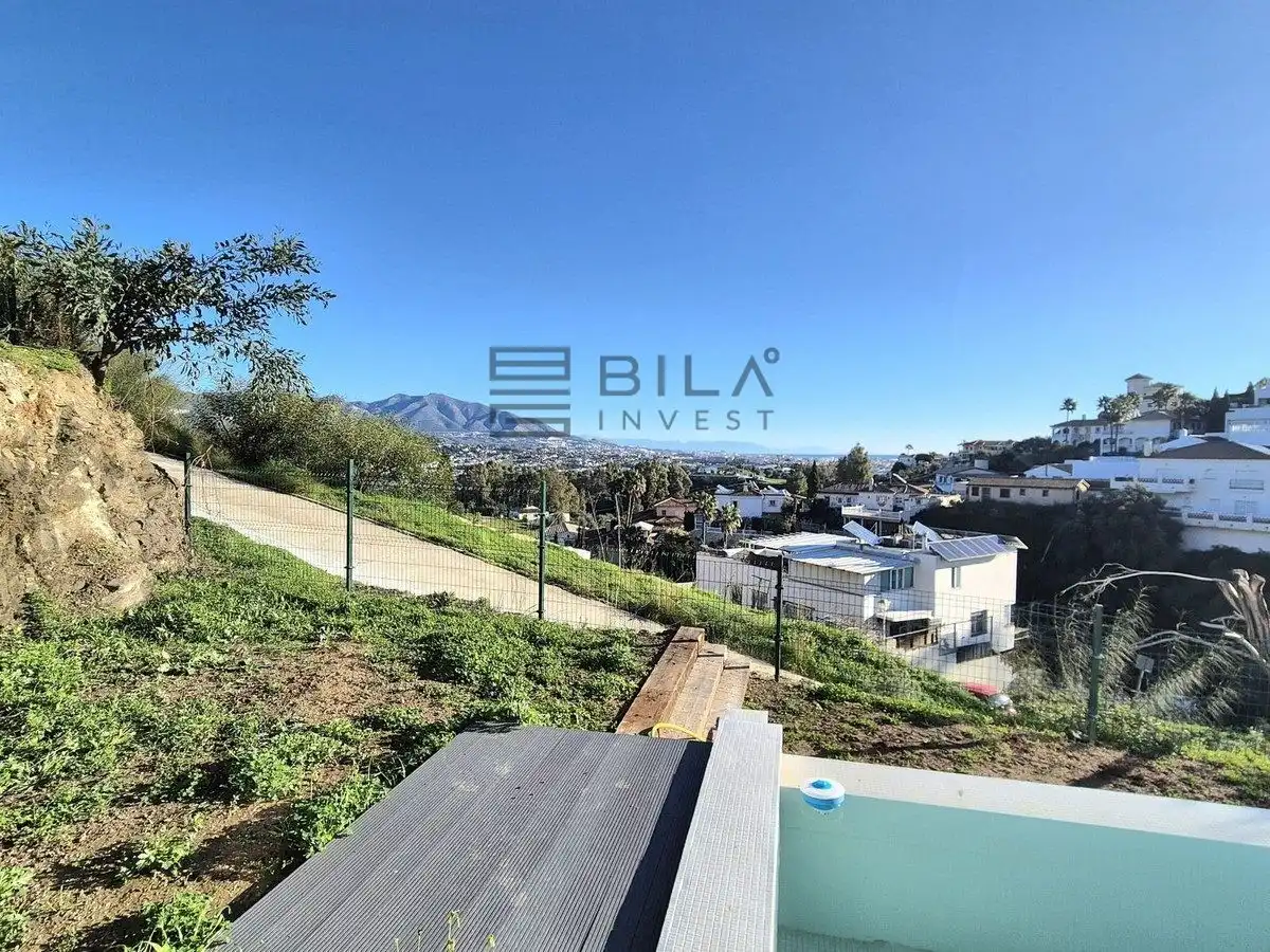 Chalet con piscina en venta en Cerros del Aguila, imagen 50