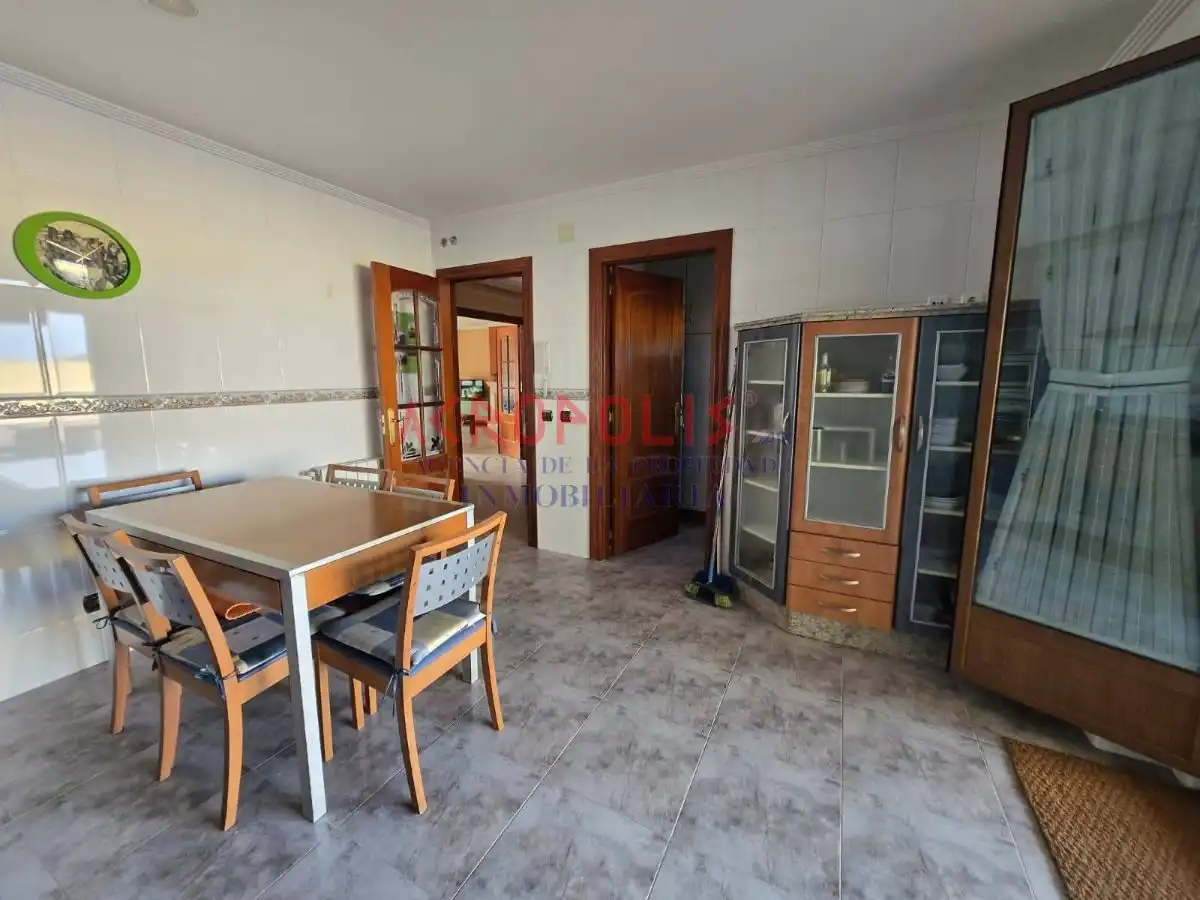 Kitchen of Houses for sale in Onzonilla  with Heating, Terrace and Storage room