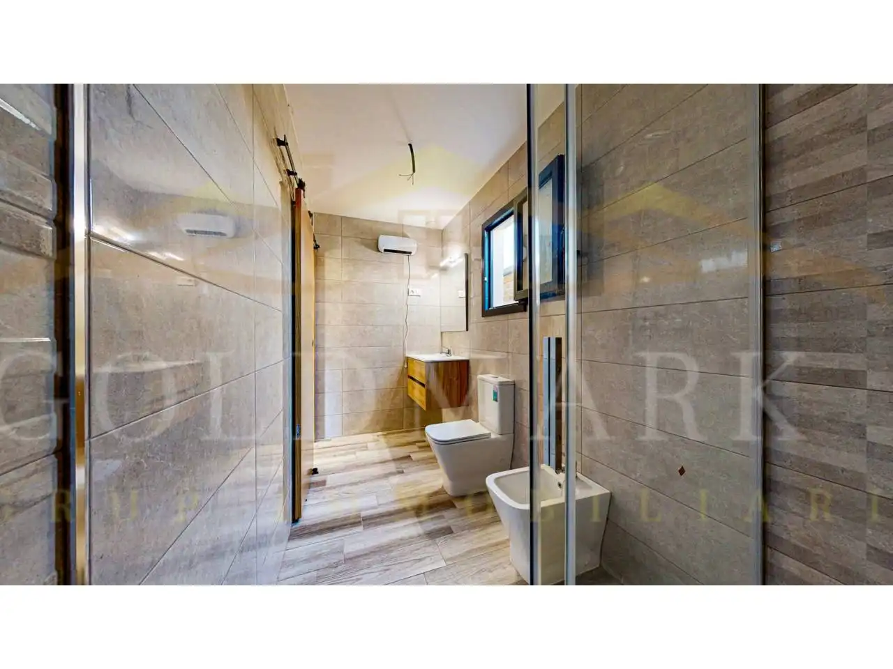 Bathroom of Houses for sale in Rubí  with Air Conditioner, Heating and Private garden