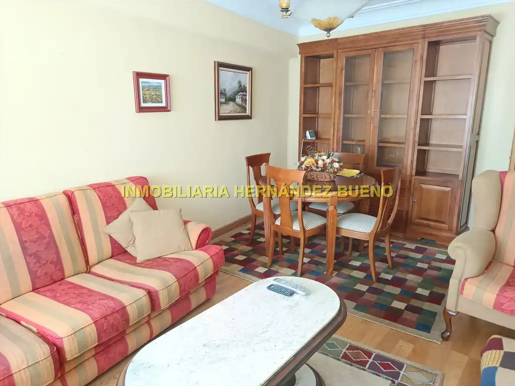 Sala de estar de Piso de alquiler en Salamanca con Calefacción, Amueblado y Balcón