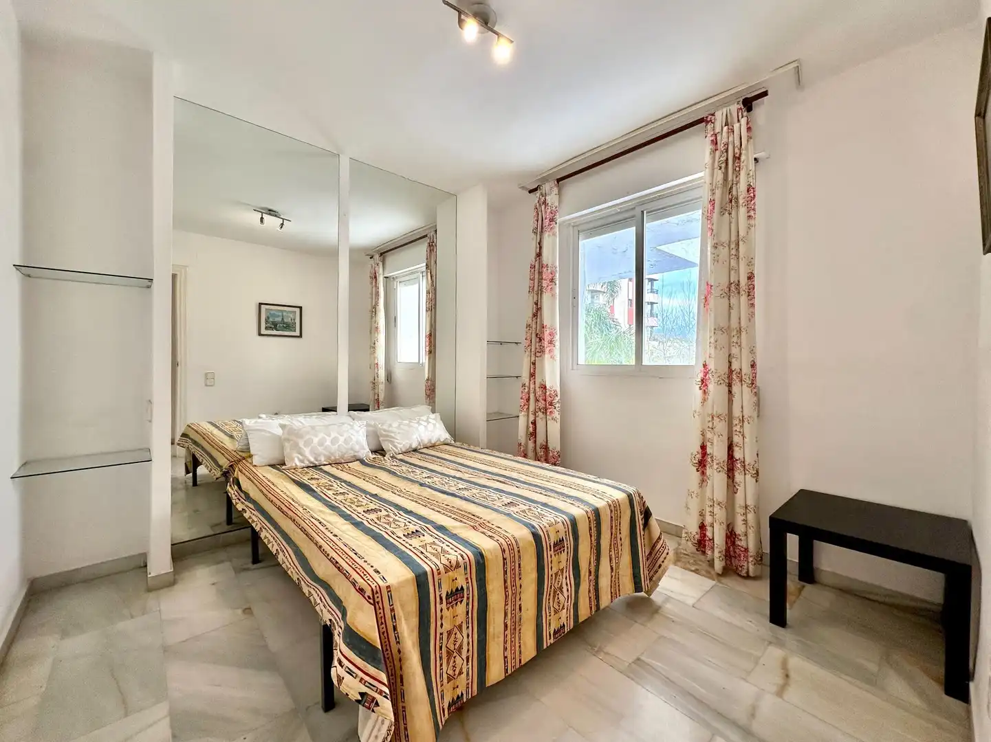 Schlafzimmer von Wohnungen zum Verkauf in Almuñécar mit Terrasse und Möbliert