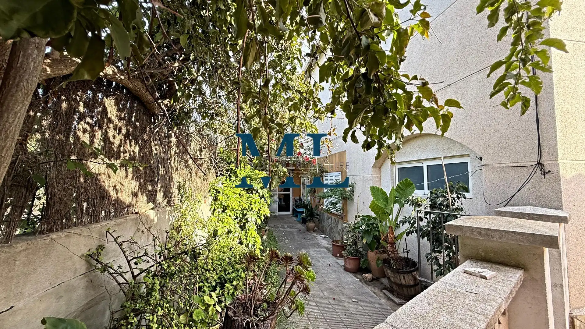 Jardí de Casa o xalet en venda en Vilanova i la Geltrú amb Calefacció, Jardí privat i Piscina
