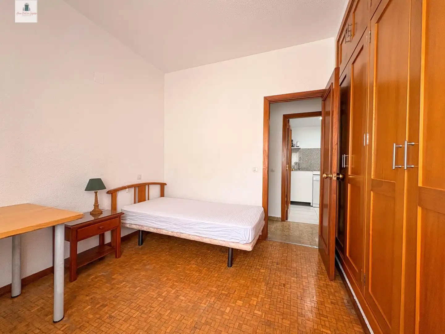 Bedroom of Flat for rent in Badajoz  with Air Conditioner, Heating and Furnished