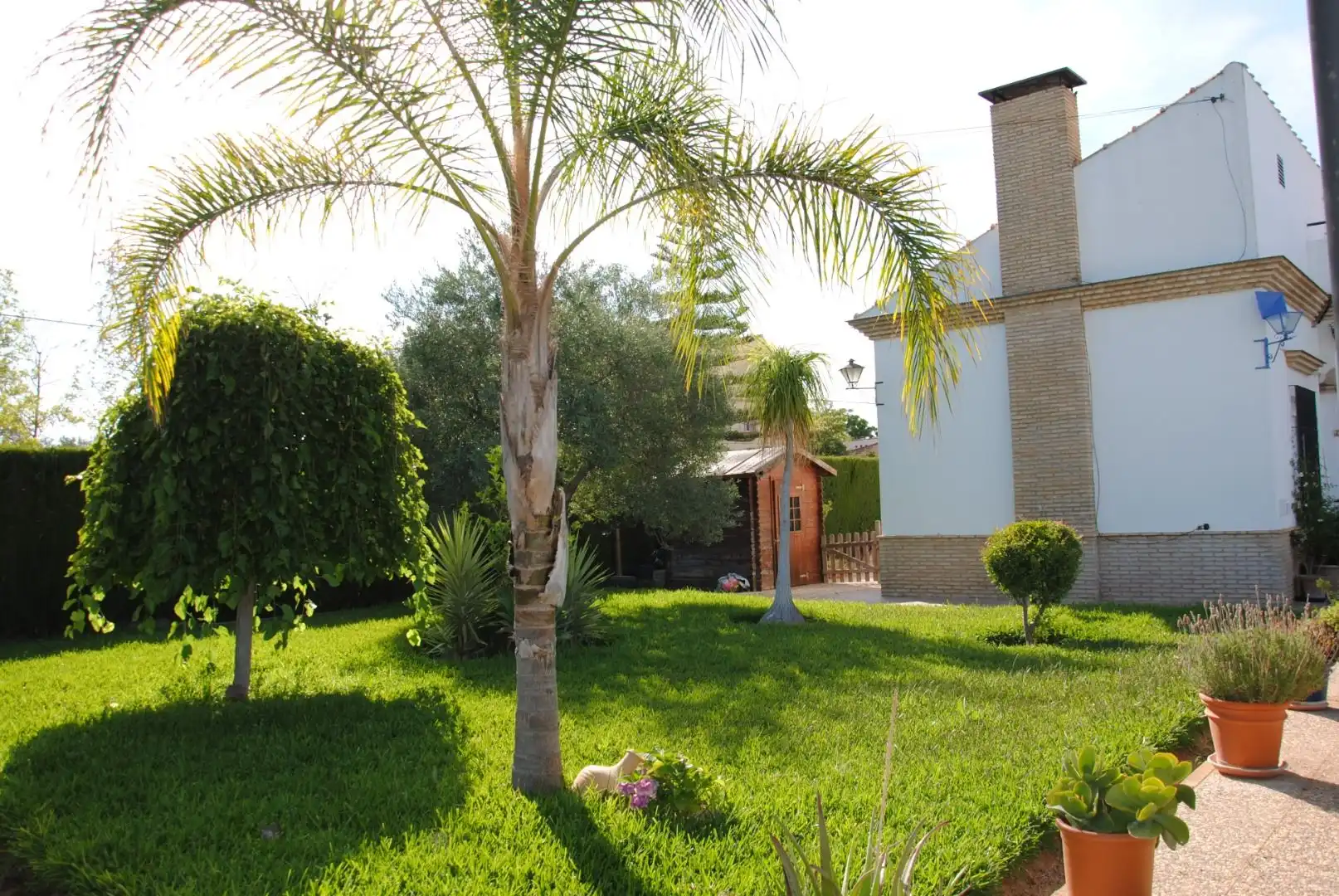 Jardí de Casa o xalet en venda en Espartinas amb Aire condicionat, Calefacció i Jardí privat