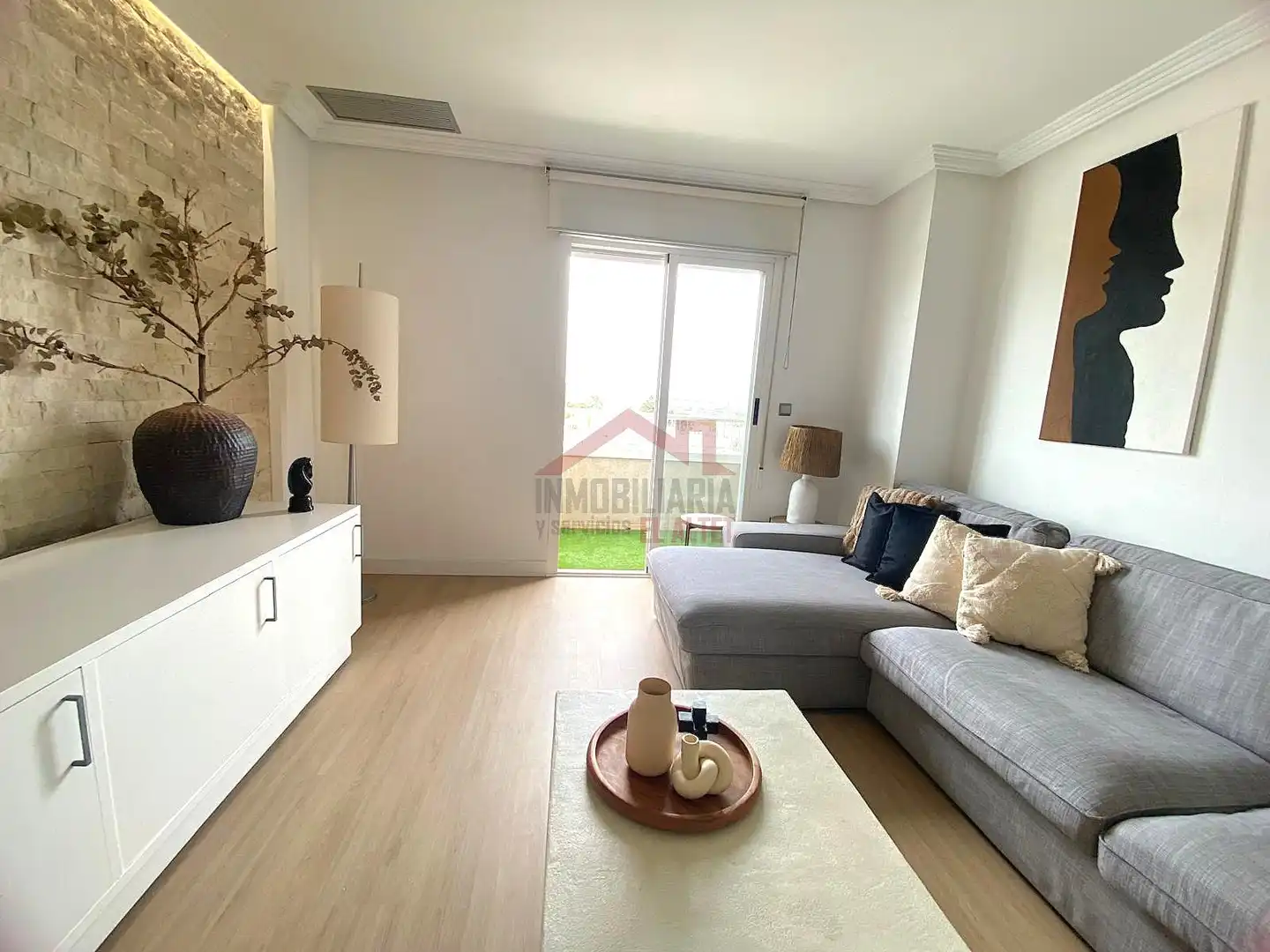 Wohnzimmer von Wohnung zum Verkauf in Elche / Elx mit Klimaanlage, Heizung und Ofen