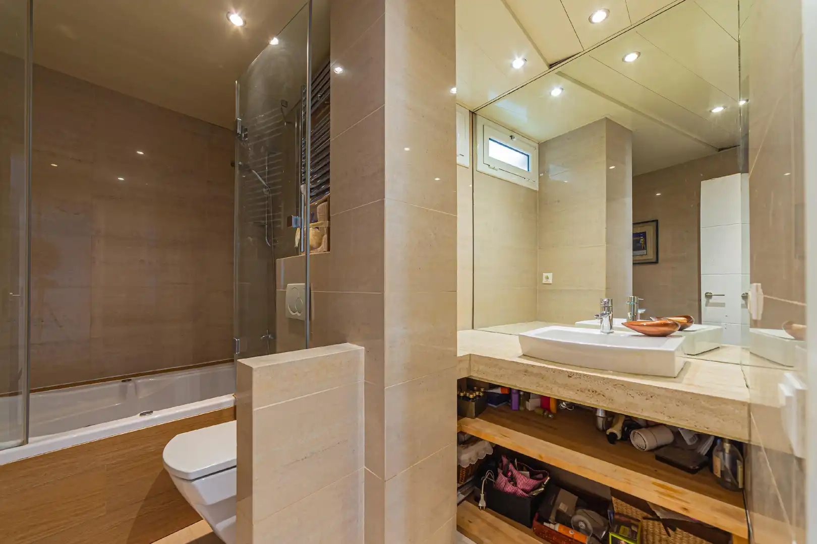 Baño de Piso en venta en Barcelona con Aire acondicionado, Calefacción y Parquet