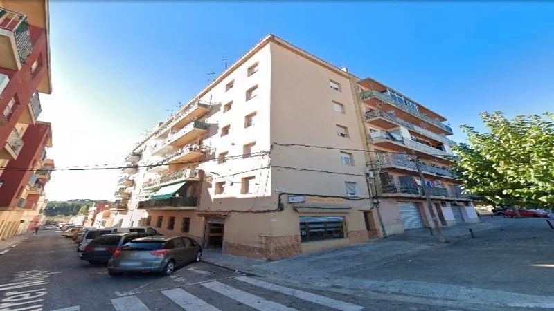 Vista exterior de Pis en venda en Figueres