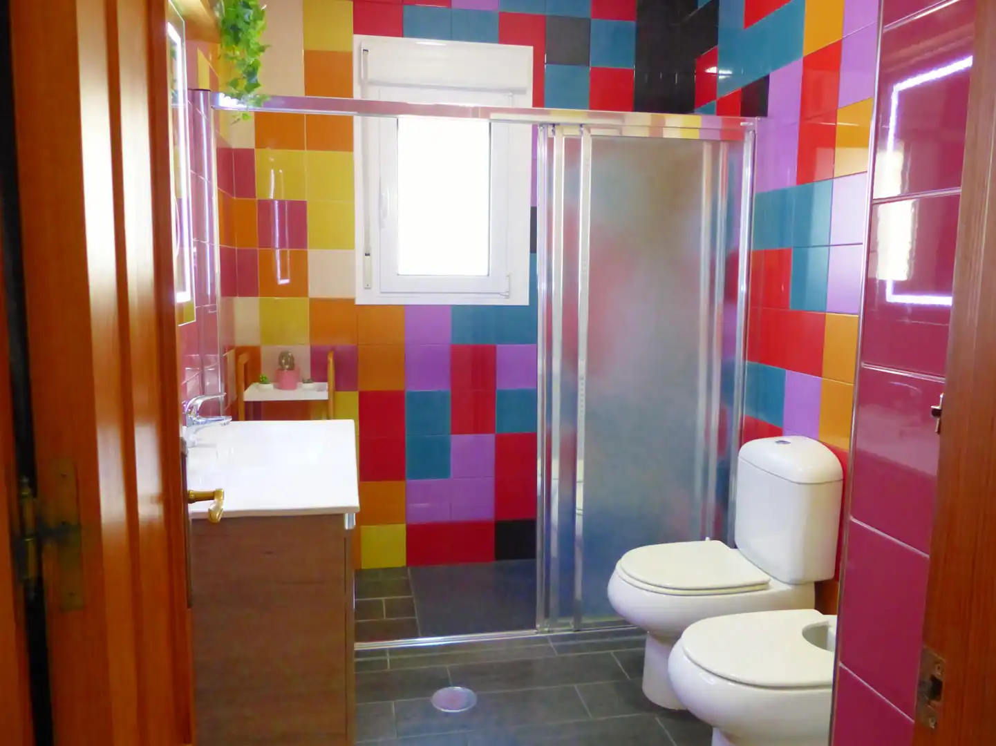 Baño de Piso en venta en Chipiona con Aire acondicionado, Trastero y Balcón