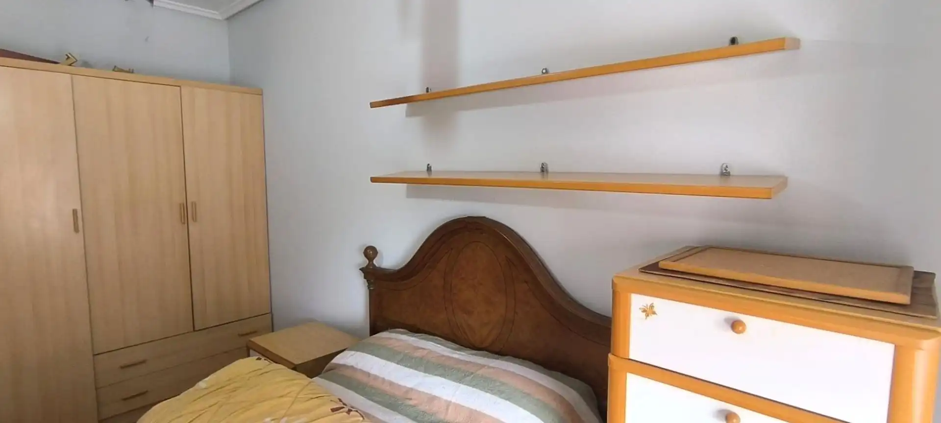 Schlafzimmer von Wohnungen zum Verkauf in Alberite mit Heizung, Terrasse und Abstellraum