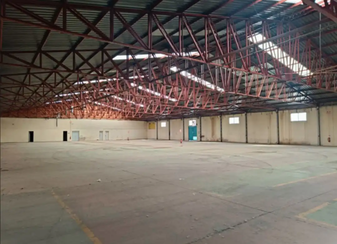 Fabrikhallen zum Verkauf in El Llano