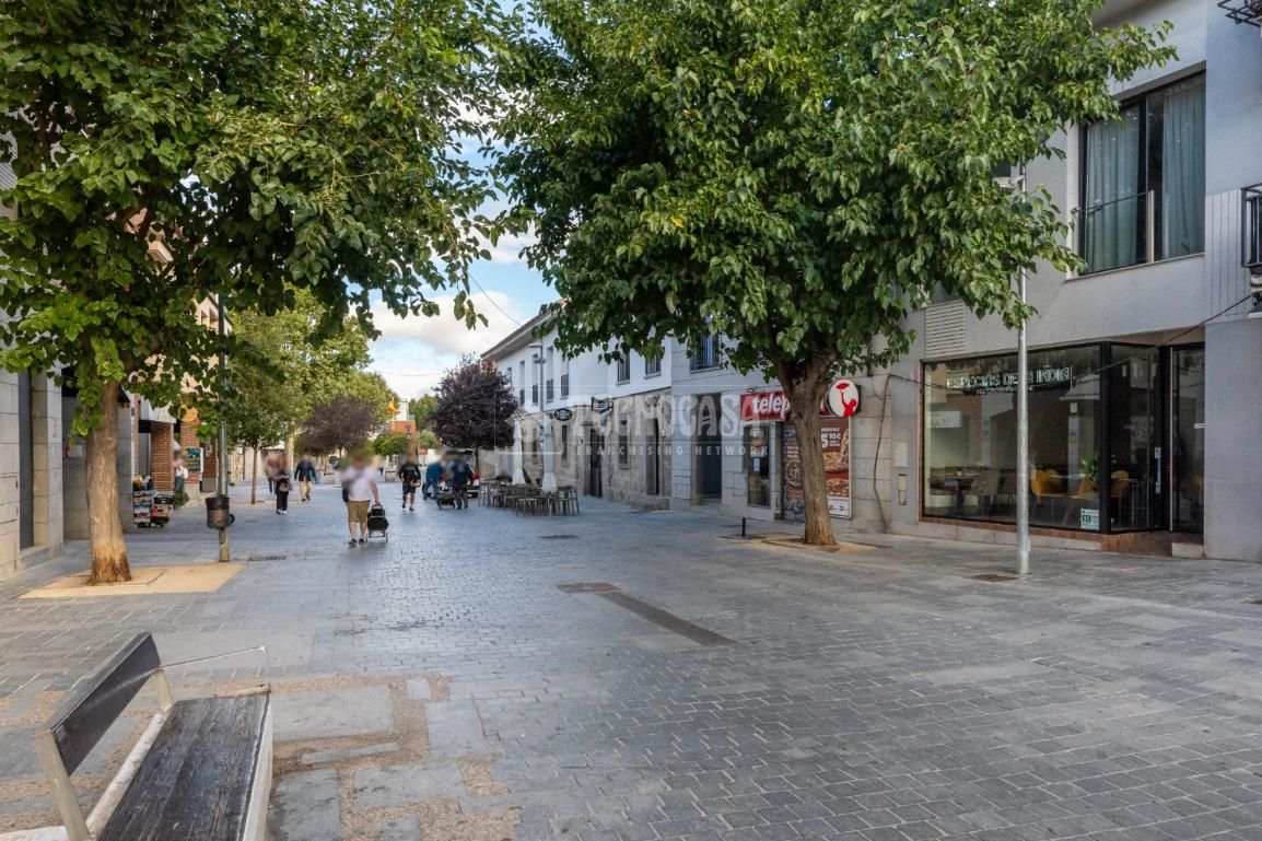 Exterior view of Flat for sale in Torrelodones  with Heating