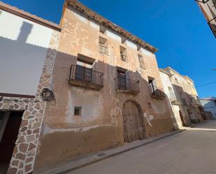 Vista exterior de Casa adosada en venda en Castelserás amb Balcó