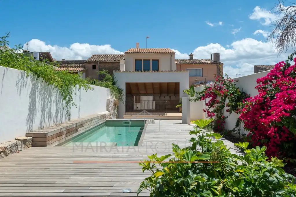 Villa avec piscine à vendre à Campanet