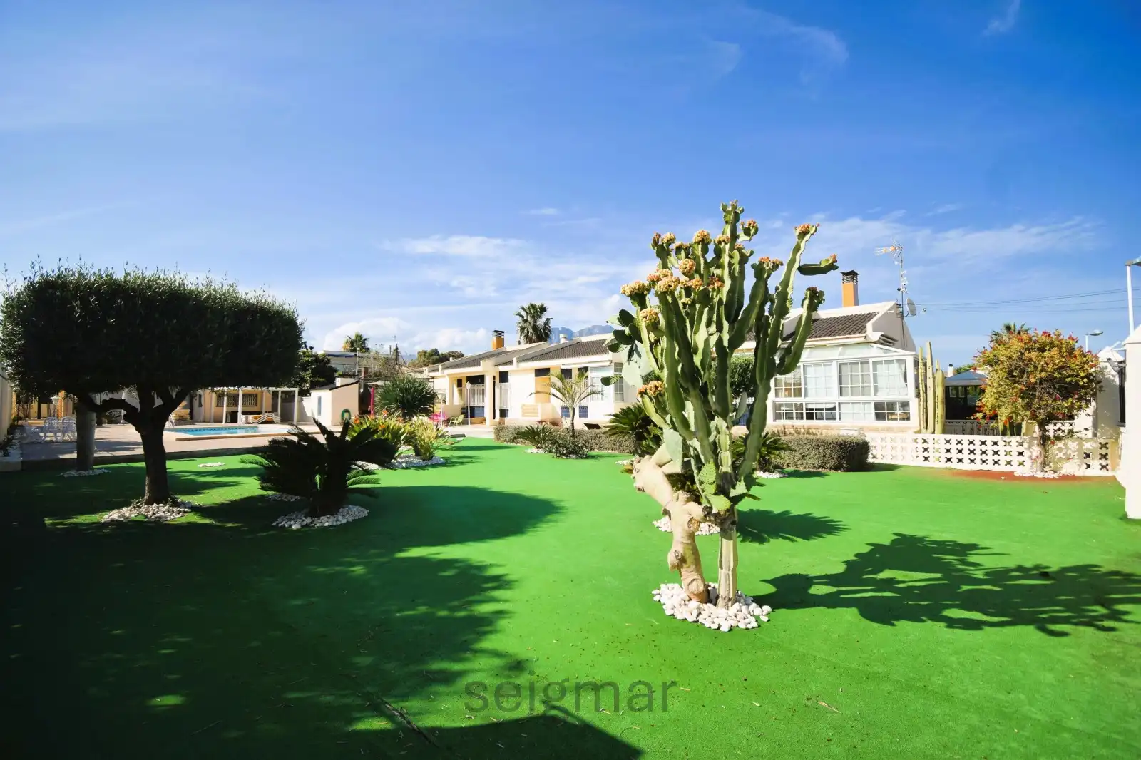 Garden of Houses for sale in Villajoyosa / La Vila Joiosa  with Air Conditioner, Heating and Private garden