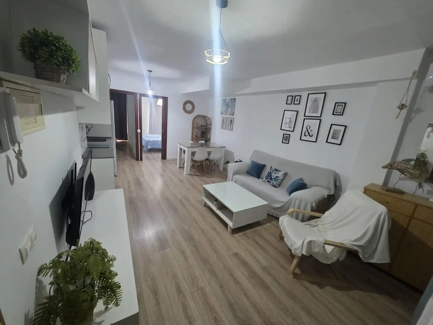 Appartement compact à louer à Calle Poeta Salvador Rueda, imagen 2