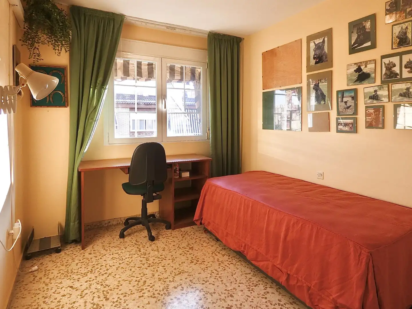 Bedroom of Apartments for rent in Granada  with Furnished