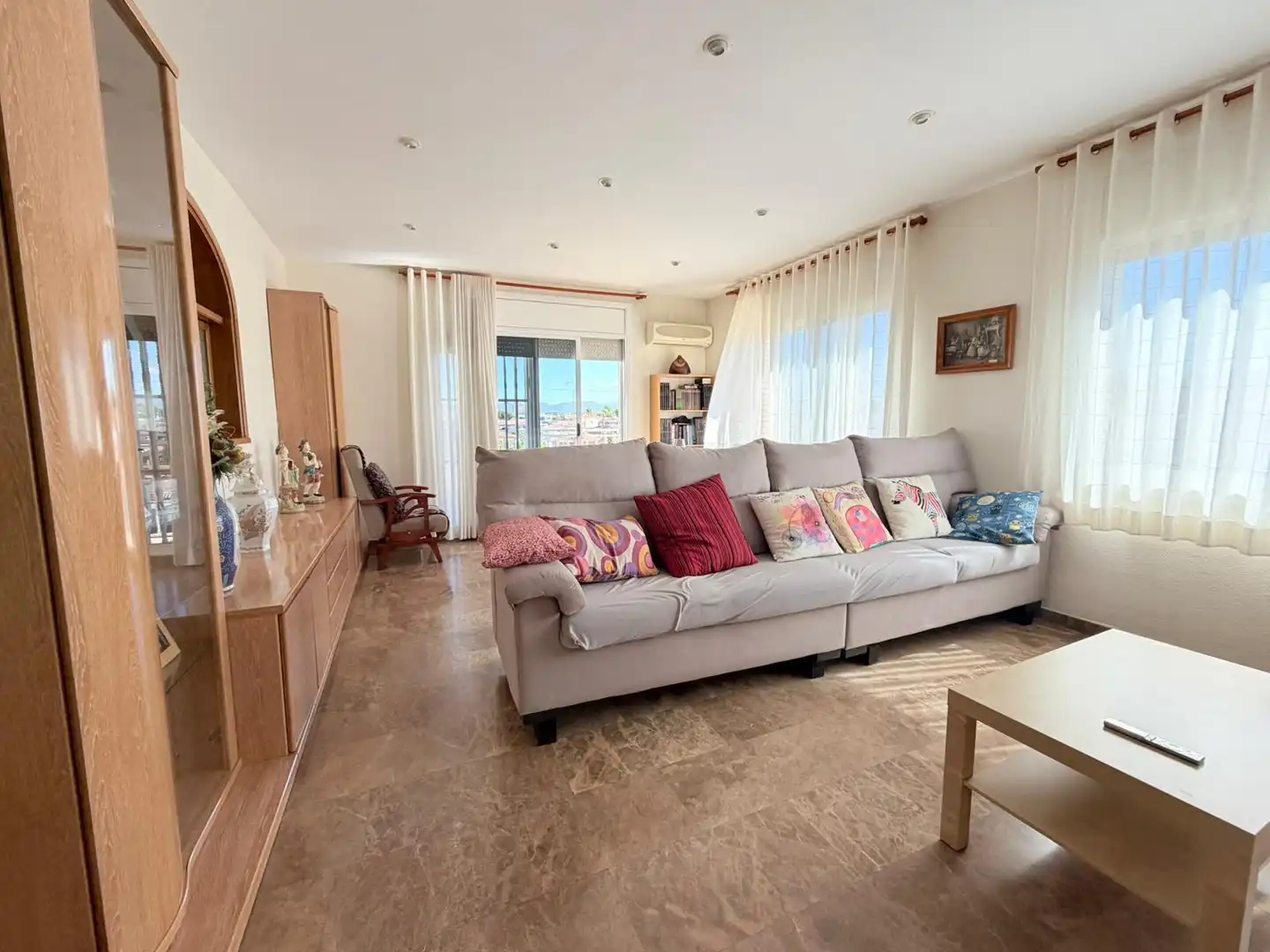 Living room of Houses for sale in Terrassa  with Air Conditioner, Heating and Terrace