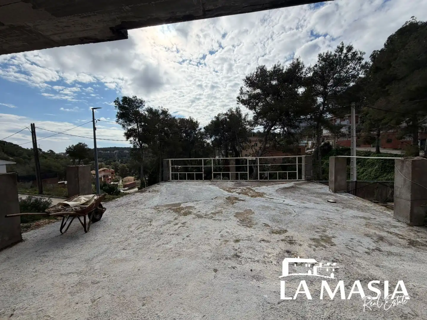 Haus oder Chalet zum Verkauf in Canyelles mit Privatgarten