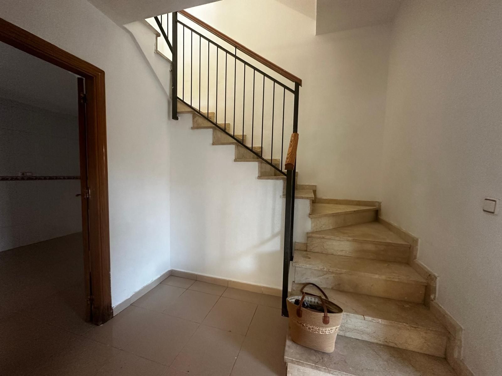 Casa adosada en venda en El Pinós / Pinoso