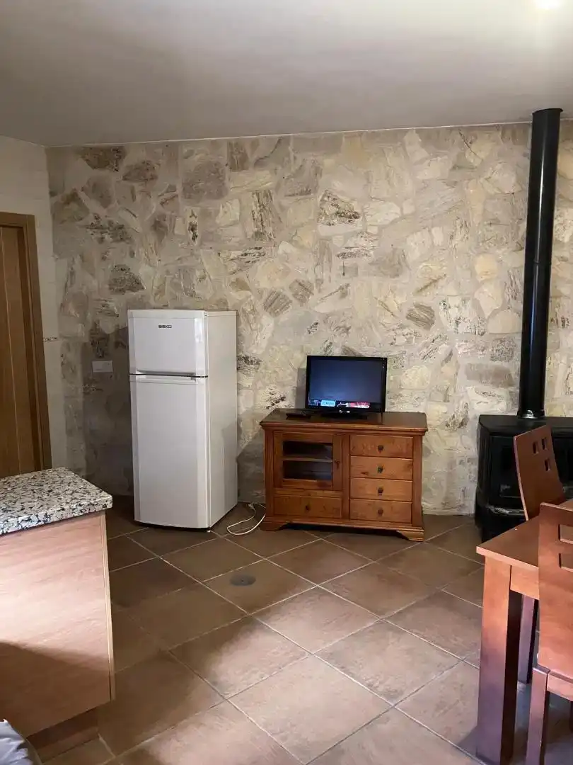Country house zum Verkauf in Galinduste mit Parkett, Abstellraum und Möbliert