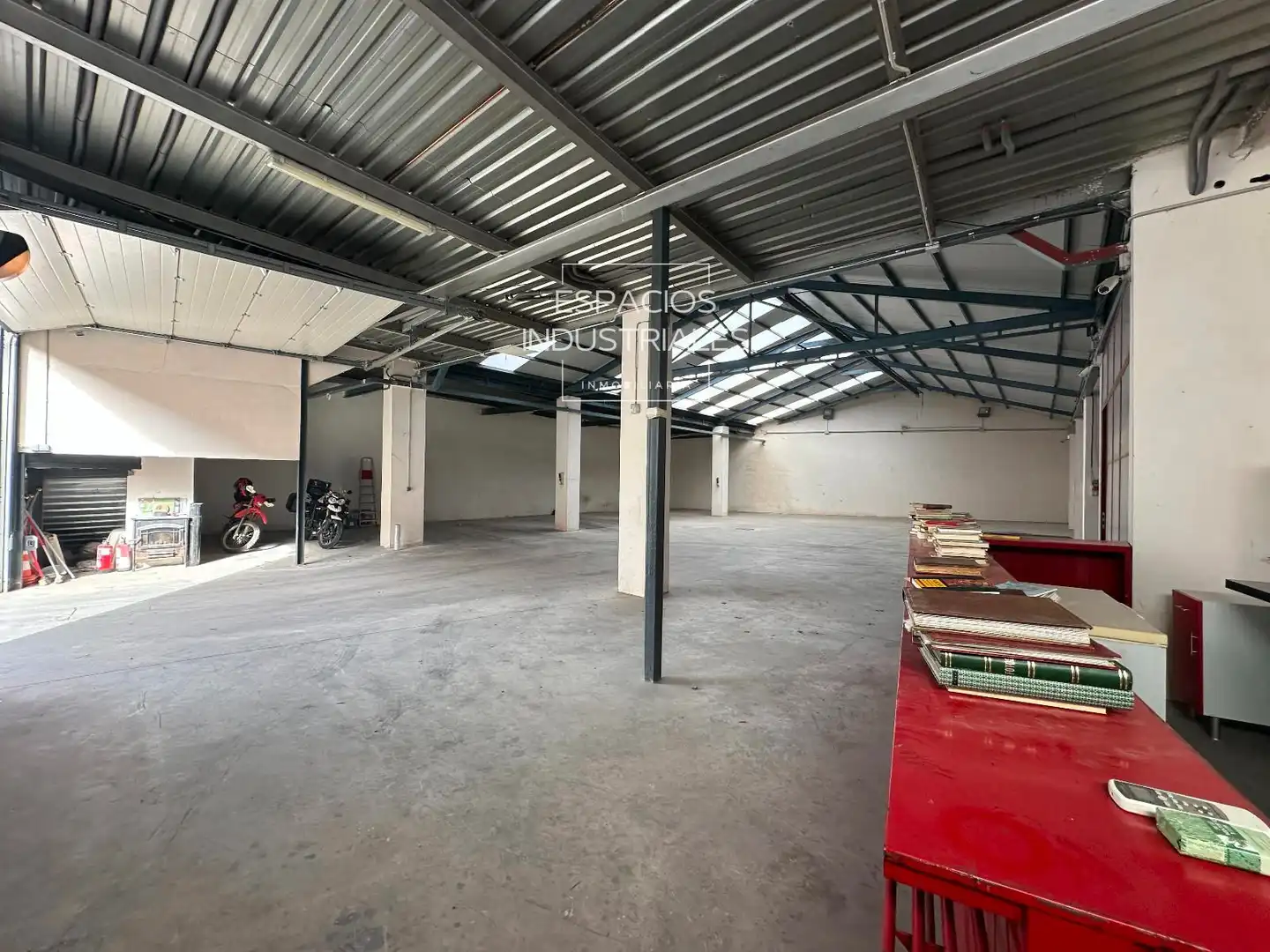 Außenansicht von Fabrikhallen zur Miete in Villarejo de Salvanés