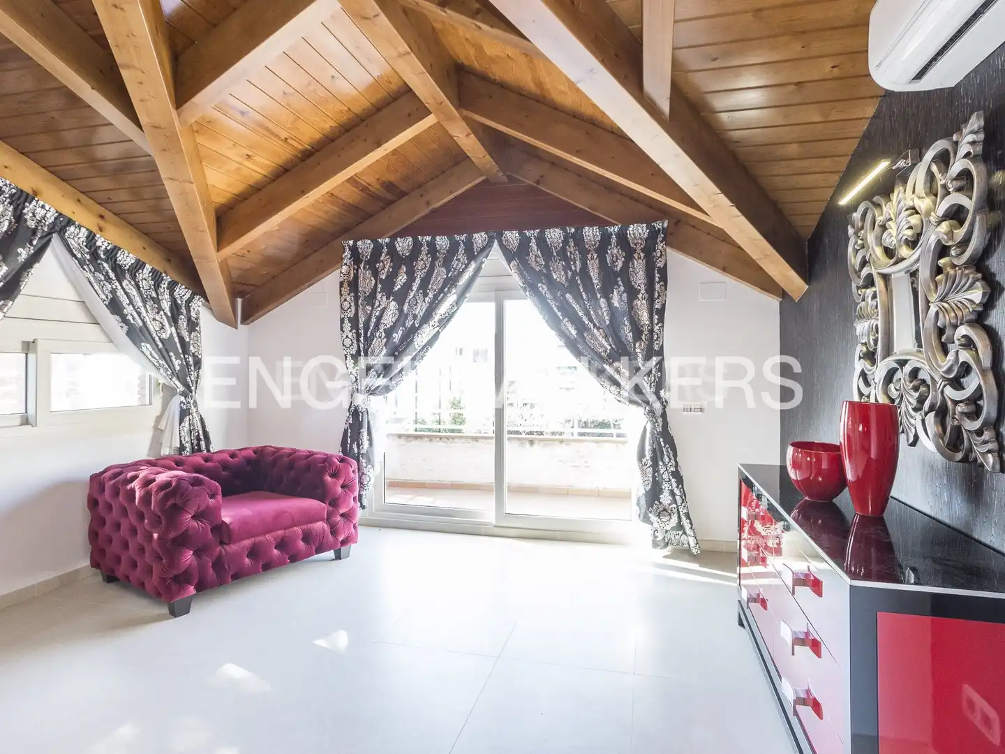 Sala de estar de Casa o chalet en venta en El Vendrell con Aire acondicionado, Calefacción y Jardín privado