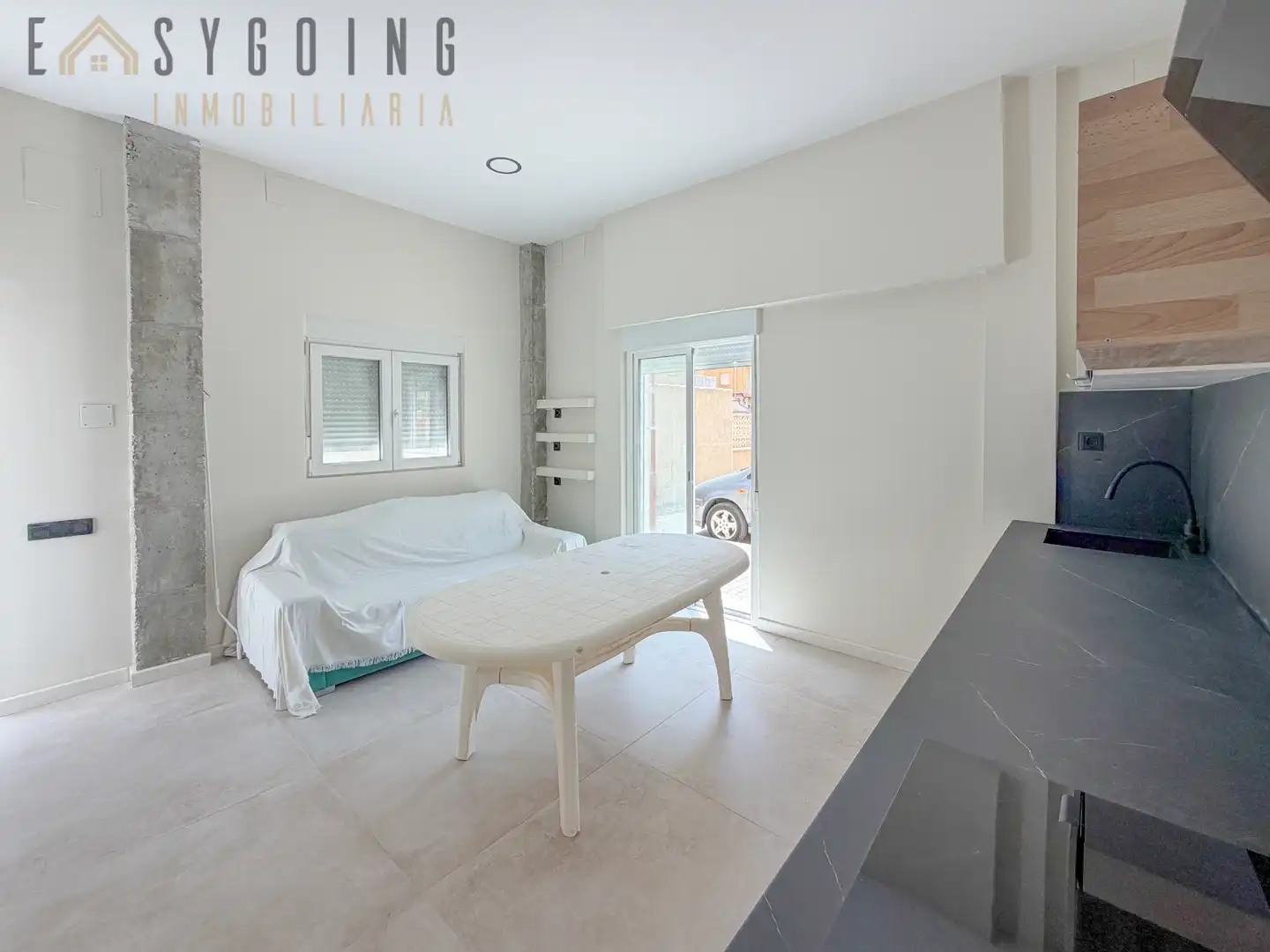 Habitación de Estudio en venta en Santa Pola con Terraza y Horno