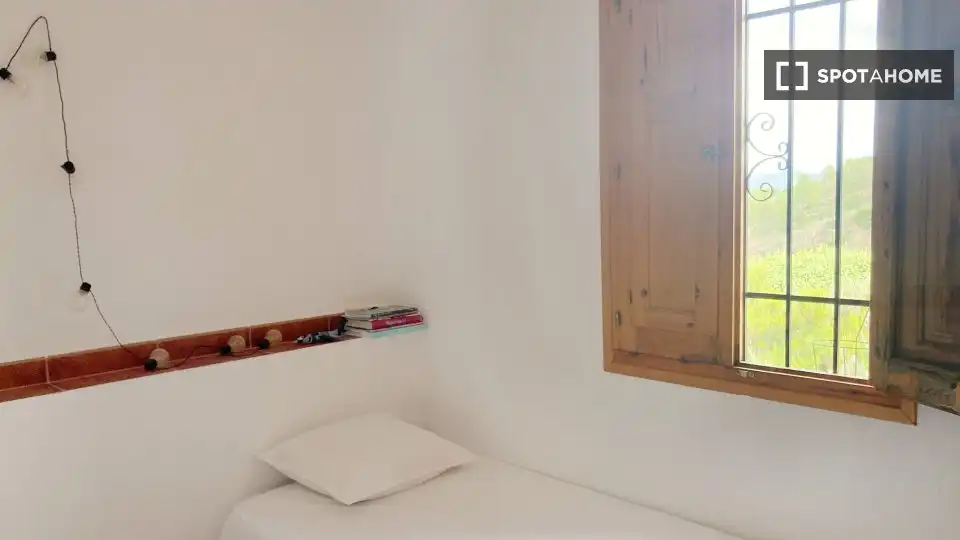 Habitació a Estivella