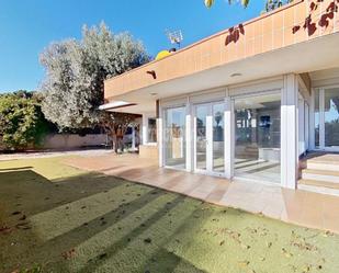 Exterior view of Single-family semi-detached for sale in Cerdanyola del Vallès  with Heating and Private garden